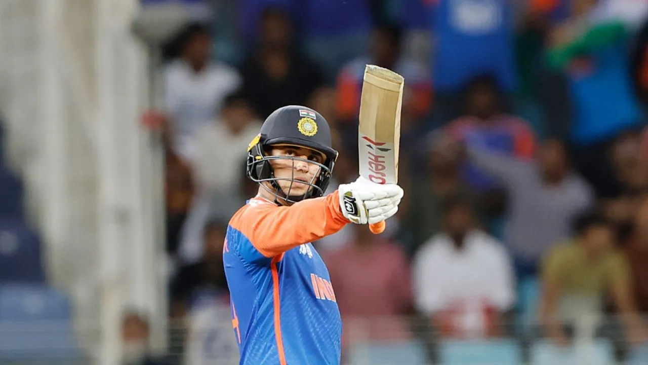 ಐಸಿಸಿ ಟಿ20ಐ ಬ್ಯಾಟ್ಸ್‌ಮನ್‌ಗಳ ಶ್ರೇಯಾಂಕದಲ್ಲಿ ವಿರಾಟ್‌ ಕೊಹ್ಲಿ ದಾಖಲೆ ಮುರಿದ ಅಭಿಷೇಕ್‌ ಶರ್ಮಾ!