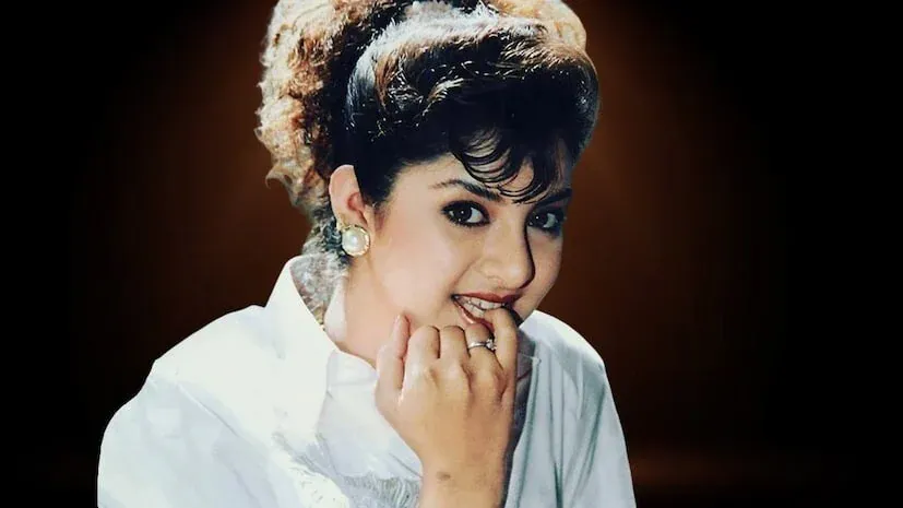 Bollywood Actress Divya Bharti: 18ನೇ ವಯಸ್ಸಿಗೆ ಮತಾಂತರ... ಮದ್ವೆ ಆದ 11 ತಿಂಗಳಿಗೆ ದುರಂತ ಅಂತ್ಯ ಕಂಡ ಈ ನಟಿ ಬಗ್ಗೆ ನಿಮಗೆಷ್ಟು ಗೊತ್ತು? - Image 2