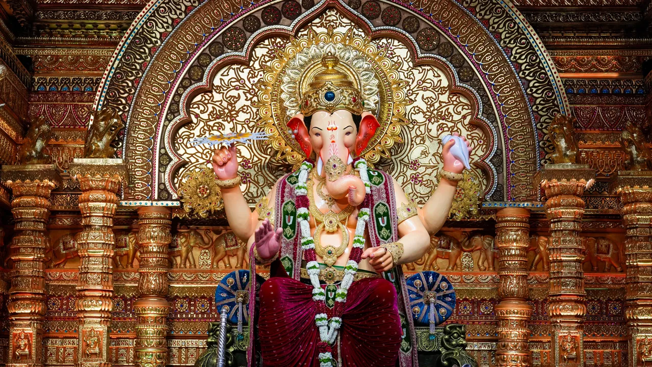 Lalbaugcha Raja 2025: ಮುಂಬೈಯ ಪ್ರೀತಿಯ ಗಣಪತಿ ಲಾಲ್‌ಬಾಗ್‌ಚಾ ರಾಜ ಆಗಮನ; ಇಲ್ಲಿದೆ ನಿಮಗೆ ಗೊತ್ತಿಲ್ಲದ ಹಲವು ಸಂಗತಿಗಳು