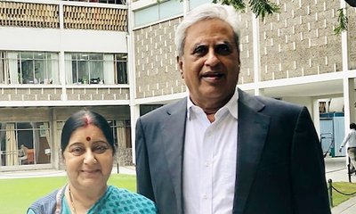 ಅಪ್ಪನ ಬಗ್ಗೆ ಭಾವನಾತ್ಮಕ ಟ್ವೀಟ್ ಮೂಲಕ ಕಂಬನಿ ಮಿಡಿದ ಬಾನ್ಸುರಿ ಸ್ವರಾಜ್