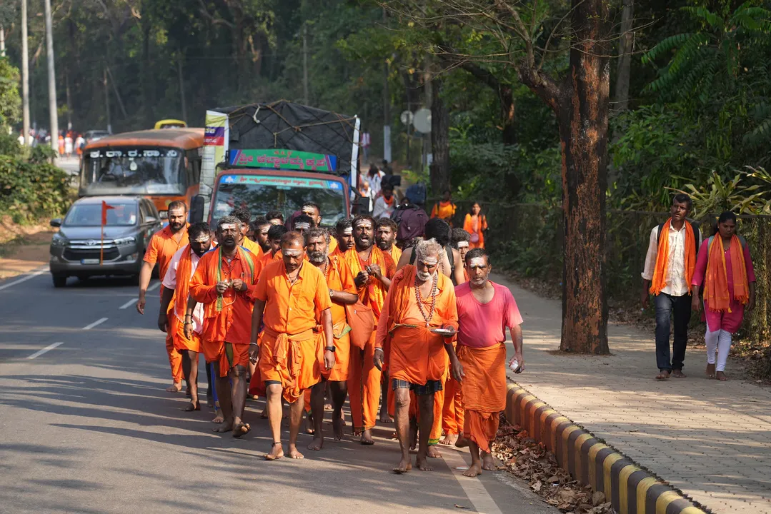 Dharmasthala Shivaratri: ಮಹಾಶಿವರಾತ್ರಿ ಸಡಗರ: ಧರ್ಮಸ್ಥಳದತ್ತ ಹರಿದುಬರುತ್ತಿರುವ ಪಾದಯಾತ್ರಿಗಳ ದಂಡು