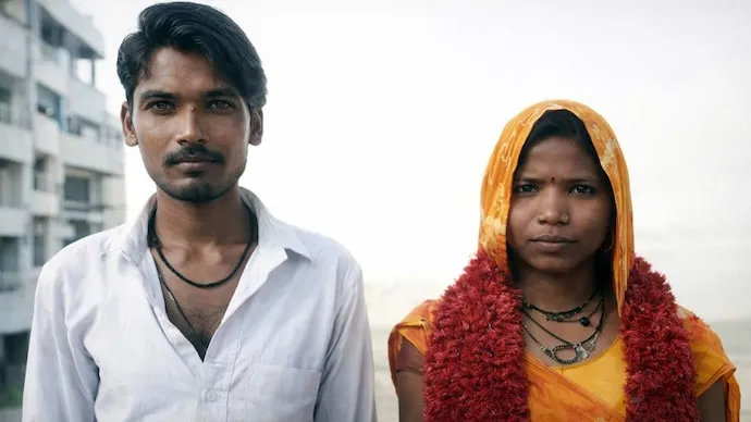 ಮದುವೆಯ ಉಡುಪಿನಲ್ಲೇ ನೇಣಿಗೆ ಶರಣಾದ ನವ ದಂಪತಿ; ಪತ್ನಿ 45 ದಿನಗಳ ಗರ್ಭಿಣಿ!