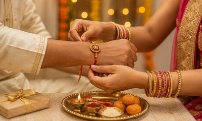 ಅಣ್ಣ–ತಂಗಿ, ಅಕ್ಕ–ತಮ್ಮನ ಪವಿತ್ರ ಬಂಧವನ್ನು ಸಾರುವ ರಕ್ಷಾ ಬಂಧನ
