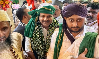 ಆರೋಗ್ಯ ಸಚಿವ ಯು.ಟಿ.ಖಾದರ್ ಮುರುಗಮಲ್ಲ ದರ್ಗಾಕ್ಕೆ ಭೇಟಿ