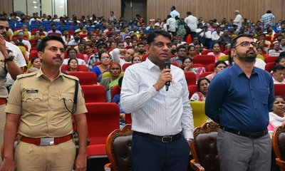 ಜನಸ್ನೇಹಿ ಆಡಳಿತಕ್ಕೆ ಆದ್ಯತೆ: ಸರ್ಕಾರಿ ನೌಕರರಿಗೆ ಸಿಎಂ ಸಲಹೆ