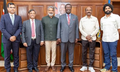 ಬ್ಯುಸಿ ಶೂಟಿಂಗ್‌ ನಡುವೆಯೇ ಕೀನ್ಯಾ ಸಚಿವರನ್ನು ಭೇಟಿಯಾದ ರಾಜಮೌಳಿ