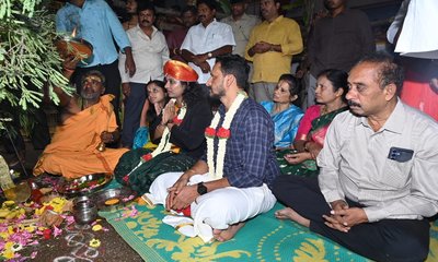 ವಿಜಯದಶಮಿ ಸಂಭ್ರಮ: ವಾಪಸಂದ್ರದಲ್ಲಿ ಬನ್ನಿ ವೃಕ್ಷಕ್ಕೆ ವಿಶೇಷ ಪೂಜೆ