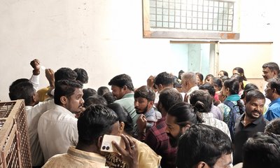 ಗುಣ, ಅರ್ಹತೆಗಿಂತ ಆಮಿಷಕ್ಕೆ ಮಣೆ ಹಾಕಿದರೇ ಮತದಾರರು?