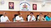 ಖಾಸಗಿ ಶಾಲೆಗಳಲ್ಲೂ ಕನ್ನಡ ರಾಜ್ಯೋತ್ಸವ ಕಡ್ಡಾಯವಾಗಿ ಆಚರಿಸಲು ಕರವೇ ಆಗ್ರಹ