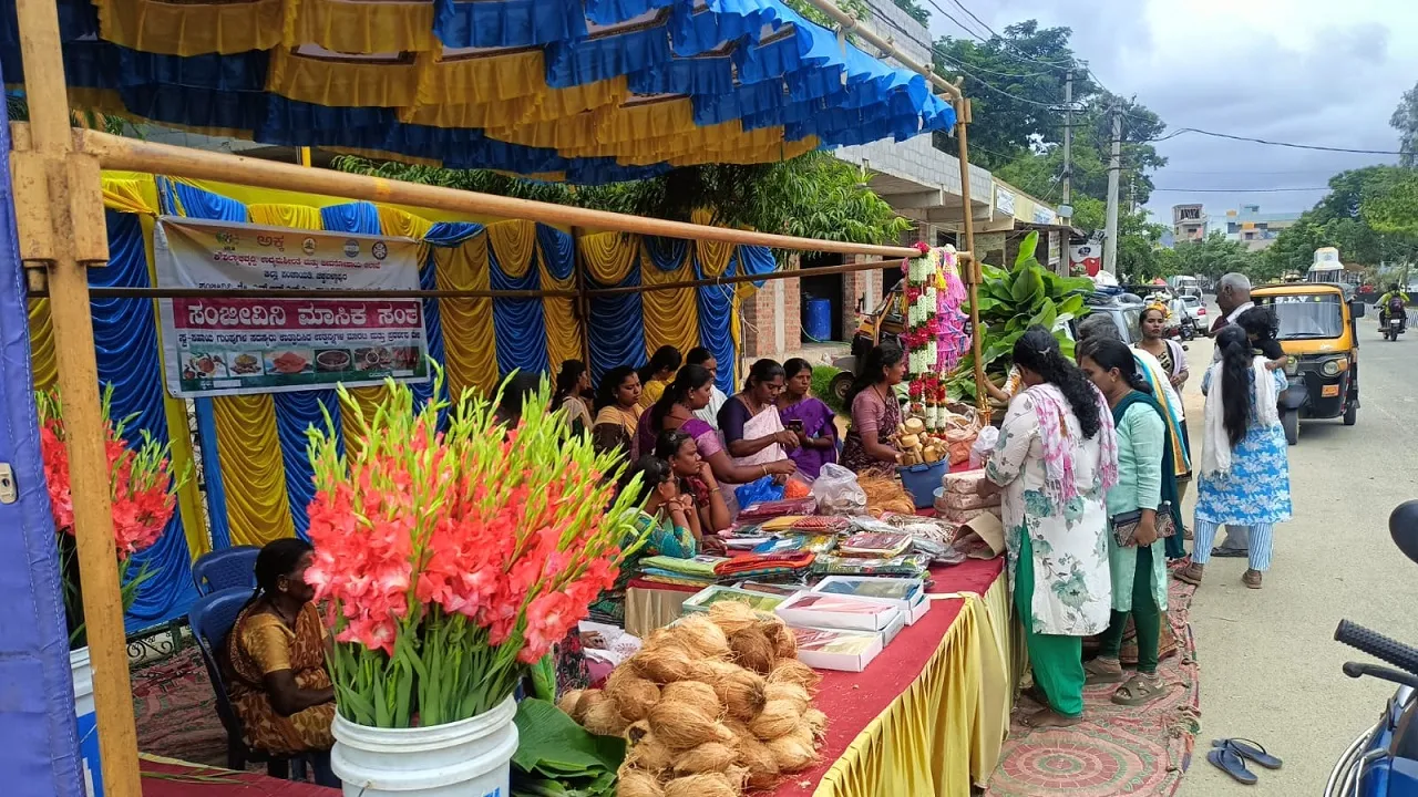 19cbpm2ಸಂಜೀವಿನ ಮಾಸಿಕ ಸಂತೆ- (3) ok