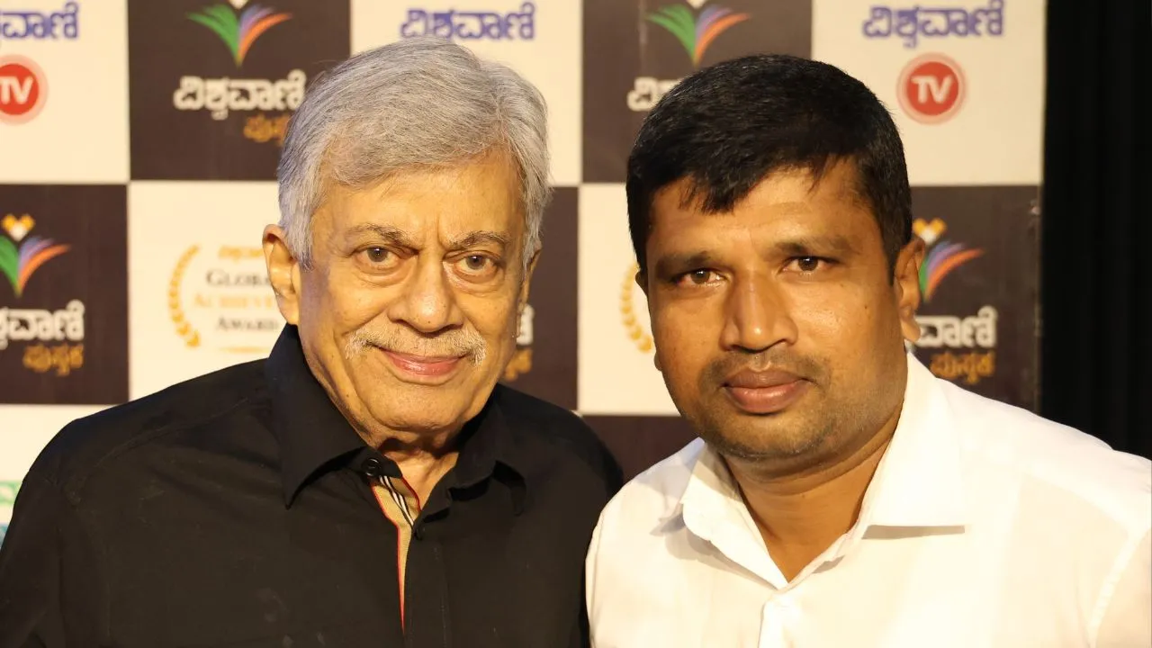Special Photo Gallery: ವಿಶ್ವವಾಣಿ ಪುಸ್ತಕ ಬಿಡುಗಡೆ ಸಮಾರಂಭ; ಅನಂತನಾಗ್ ಜತೆ ಅಭಿಮಾನಿಗಳು! - Image 20