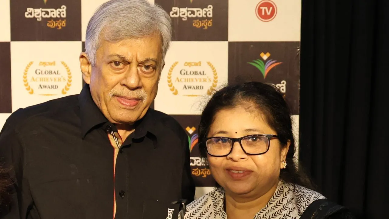 Special Photo Gallery: ವಿಶ್ವವಾಣಿ ಪುಸ್ತಕ ಬಿಡುಗಡೆ ಸಮಾರಂಭ; ಅನಂತನಾಗ್ ಜತೆ ಅಭಿಮಾನಿಗಳು! - Image 22