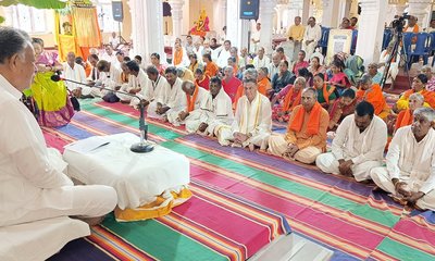 ಲೌಕಿಕ ಪ್ರಪಂಚ ತೊರೆದು ಗುರುವಿಗೆ ಶರಣಾದಾಗಲೇ ಮೋಕ್ಷ