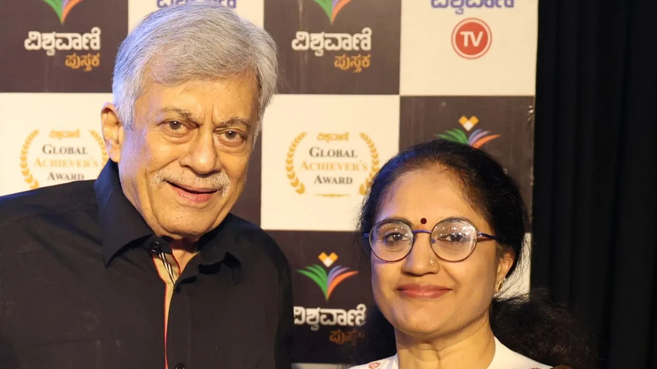 Special Photo Gallery: ವಿಶ್ವವಾಣಿ ಪುಸ್ತಕ ಬಿಡುಗಡೆ ಸಮಾರಂಭ; ಅನಂತನಾಗ್ ಜತೆ ಅಭಿಮಾನಿಗಳು! - Image 24