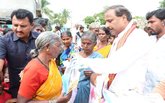 ತವರು ಮನೆಯ ಅಣ್ಣನಂತೆ ಮಹಿಳೆಯರಿಗೆ ಬಾಗಿನ: ಶಾಸಕ ಪುಟ್ಟಸ್ವಾಮಿಗೌಡ