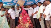 ನರನೇ ನಾರಾಯಣನಾದಂತೆ ನಡೆದ ಸುರೇಶ್‌ಸ್ವಾಮಿಗಳ ಹುಟ್ಟುಹಬ್ಬ ಸಂಭ್ರಮ