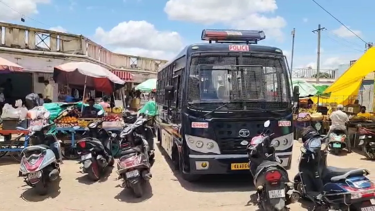 2jcb