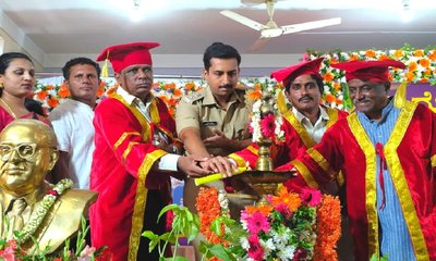 ವಿದ್ಯಾರ್ಥಿ ಜೀವನದಲ್ಲಿ ಸುಖಕ್ಕೆ ಆಸ್ಪದವಿರಕೂಡದು