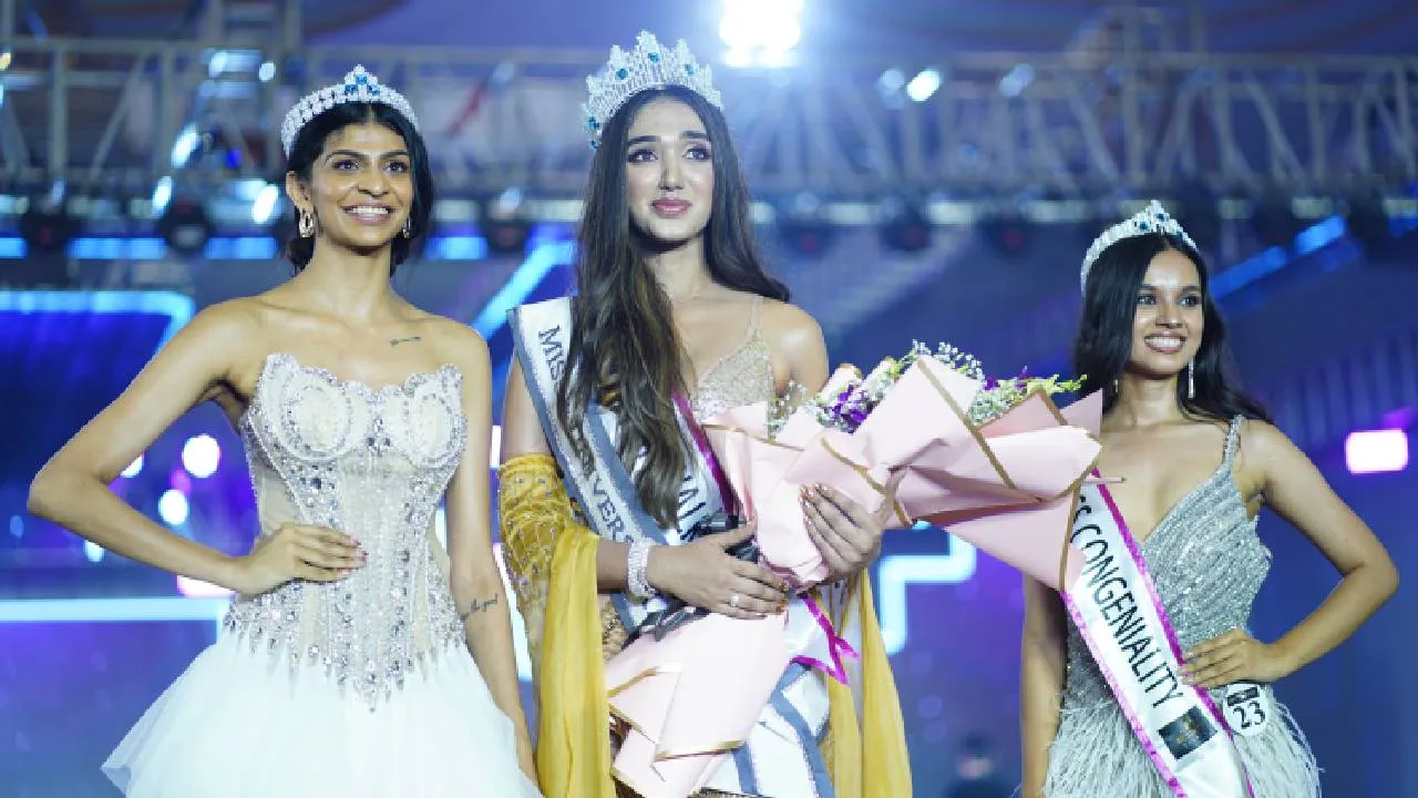 Miss Universe Karnataka: ರ್‍ಯಾಂಪ್ ವಾಕ್‌ ಮೂಲಕ ಗಮನ ಸೆಳೆದ ಮಾಡೆಲ್‌ಗಳು; ಮಿಸ್‌ ಯುನಿವರ್ಸ್‌ ಕರ್ನಾಟಕ 2025ರ ಕಲರ್‌ಫುಲ್‌ ಫೋಟೊ ಇಲ್ಲಿದೆ - Image 3
