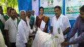 ಬಾಗೇಪಲ್ಲಿ: ಶಾಸಕರಿಂದ ಬಿತ್ತನೆ ಬೀಜ ವಿತರಣೆ