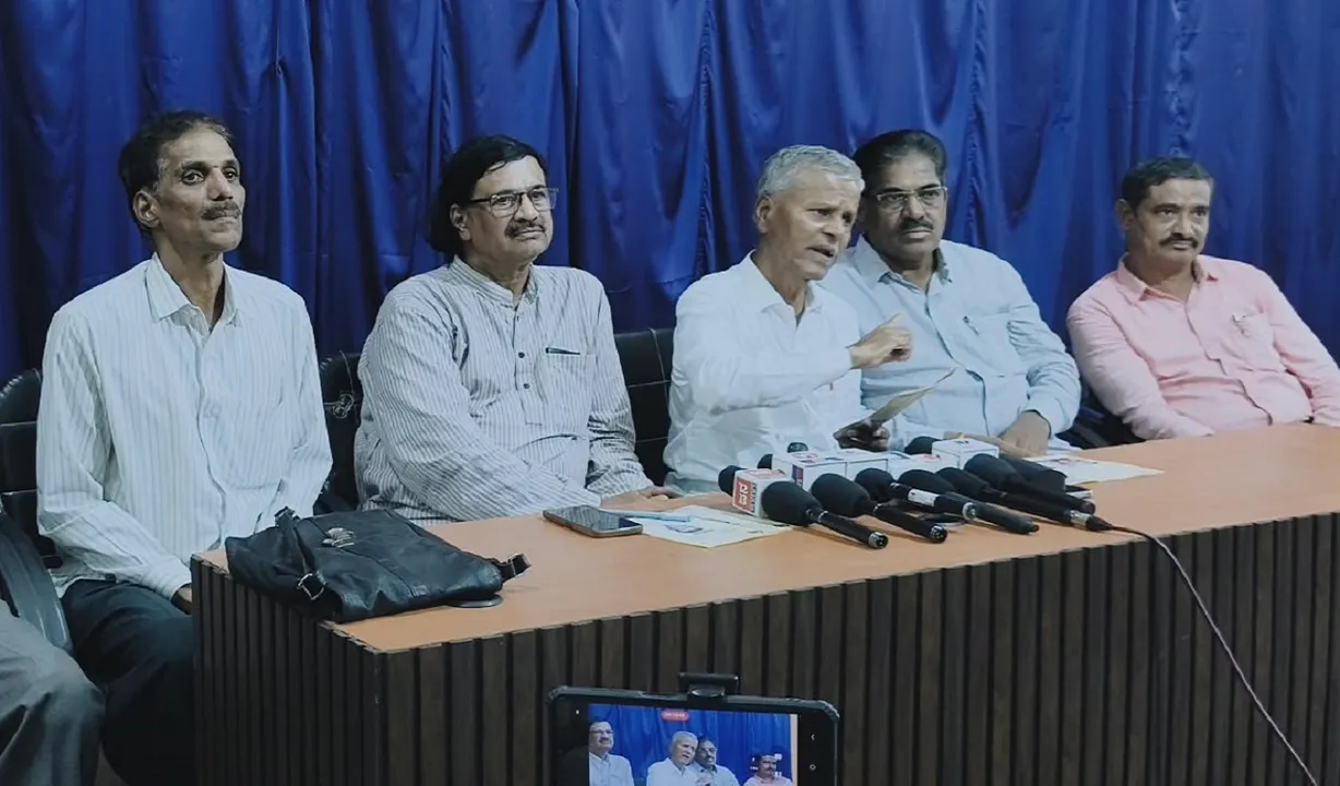 Chikkaballapur News: ಸಾಹಿತಿ–ಹೋರಾಟಗಾರರ ಸೇವೆ ಪರಿಗಣಿಸಿ ಆಯ್ಕೆ ಮಾಡುವಂತೆ ಸಿ.ಕೆ.ರಾಮೇಗೌಡ ಮನವಿ