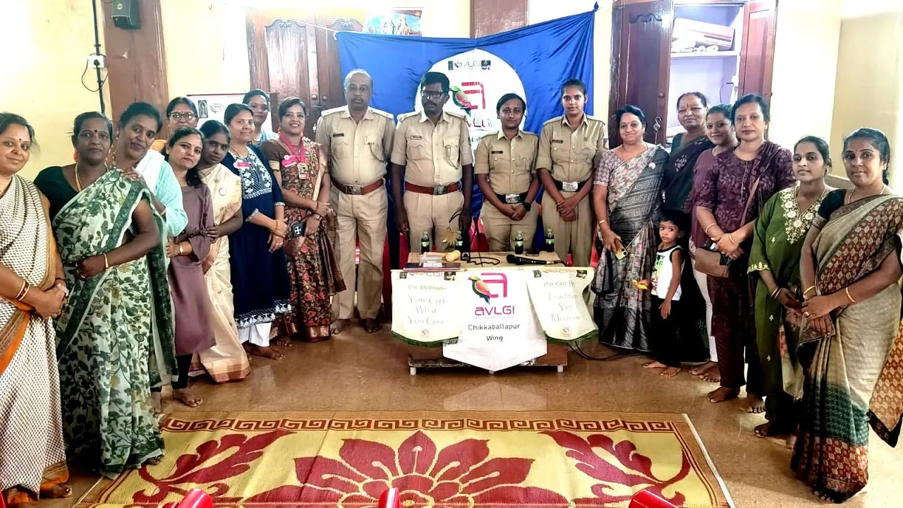Chikkaballapur News: ಯಶಸ್ವಿಯಾಗಿ ಮುಗಿದ ಸರಗಳ್ಳತನ ತಡೆ ಕುರಿತು ಜಾಗೃತಿ ಕಾರ್ಯಕ್ರಮ