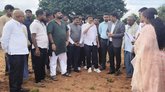 ಎಂಟೂ ತಾಲೂಕುಗಳಲ್ಲಿ ತೀವ್ರ ಬರ: ಕುಡಿಯುವ ನೀರು, ರೈತರ ರಕ್ಷಣೆಗೆ ಕ್ರಮ