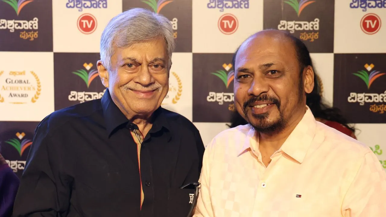 Special Photo Gallery: ವಿಶ್ವವಾಣಿ ಪುಸ್ತಕ ಬಿಡುಗಡೆ ಸಮಾರಂಭ; ಅನಂತನಾಗ್ ಜತೆ ಅಭಿಮಾನಿಗಳು! - Image 72