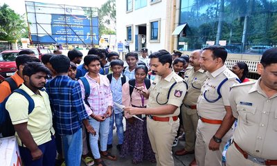 ಜಿಲ್ಲಾ ಪೊಲೀಸ್ ವರಿಷ್ಠಾಧಿಕಾರಿ ನೇತೃತ್ವದಲ್ಲಿ ಬೈಕ್ ರ‍್ಯಾಲಿ