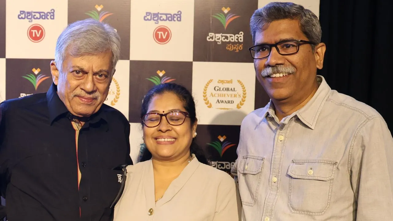 Special Photo Gallery: ವಿಶ್ವವಾಣಿ ಪುಸ್ತಕ ಬಿಡುಗಡೆ ಸಮಾರಂಭ; ಅನಂತನಾಗ್ ಜತೆ ಅಭಿಮಾನಿಗಳು! - Image 77
