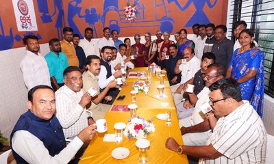 ಜಿಲ್ಲಾಡಳಿತ ಭವನದಲ್ಲಿ ಅಕ್ಕಂದಿರೇ ನಡೆಸುವ ಅಕ್ಕ ಕೆಫೆ