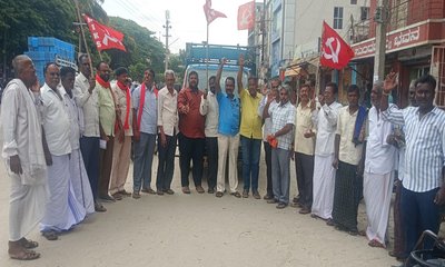 ಭೂ ಸ್ವಾಧೀನ ಕೈ ಬಿಡಬೇಕು ಎಂದು ಆಗ್ರಹ