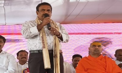 ಹಾಲುಮತ ಸಮುದಾಯದ ಮಕ್ಕಳು ವಿದ್ಯಾಭ್ಯಾಸಕ್ಕೆ ಒತ್ತು ನೀಡಲಿ