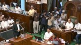 ವಿಜಯ್‌ ಪರ ಮತ ಹಾಕಿದ ಎಐಡಿಎಂಕೆ ಶಾಸಕರು!