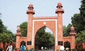 ತಂದೆಯೊಂದಿಗೆ ಮಾತನಾಡುತ್ತಲೇ ವಿದ್ಯಾರ್ಥಿನಿ ಆತ್ಮಹತ್ಯೆ