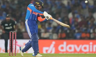 ಟಿ-20ಯಲ್ಲಿ ವಿಶ್ವ ದಾಖಲೆ ಬರೆದ ಅಭಿಷೇಕ್ ಶರ್ಮಾ