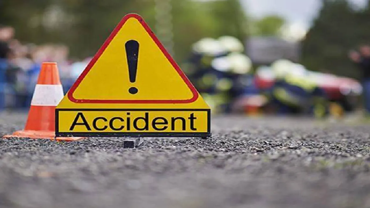 Road Accident: ಯುಗಾದಿಯಂದೇ ಭೀಕರ ಅಪಘಾತ, ದಂಪತಿ ಸಾವು