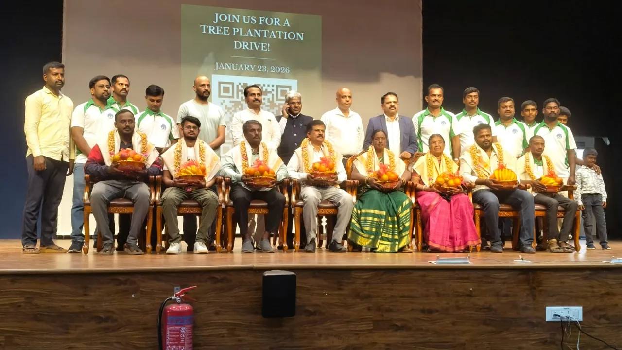 Actor Kishore Kumar at Chikkaballapur