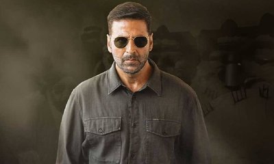 ಮಾಸ್ಕ್ ಧರಿಸಿ ʼಹೌಸ್‌ಫುಲ್ 5ʼ ಚಿತ್ರದ ವಿಮರ್ಶೆ ಕೇಳಿದ ನಟ ಅಕ್ಷಯ್ ಕುಮಾರ್