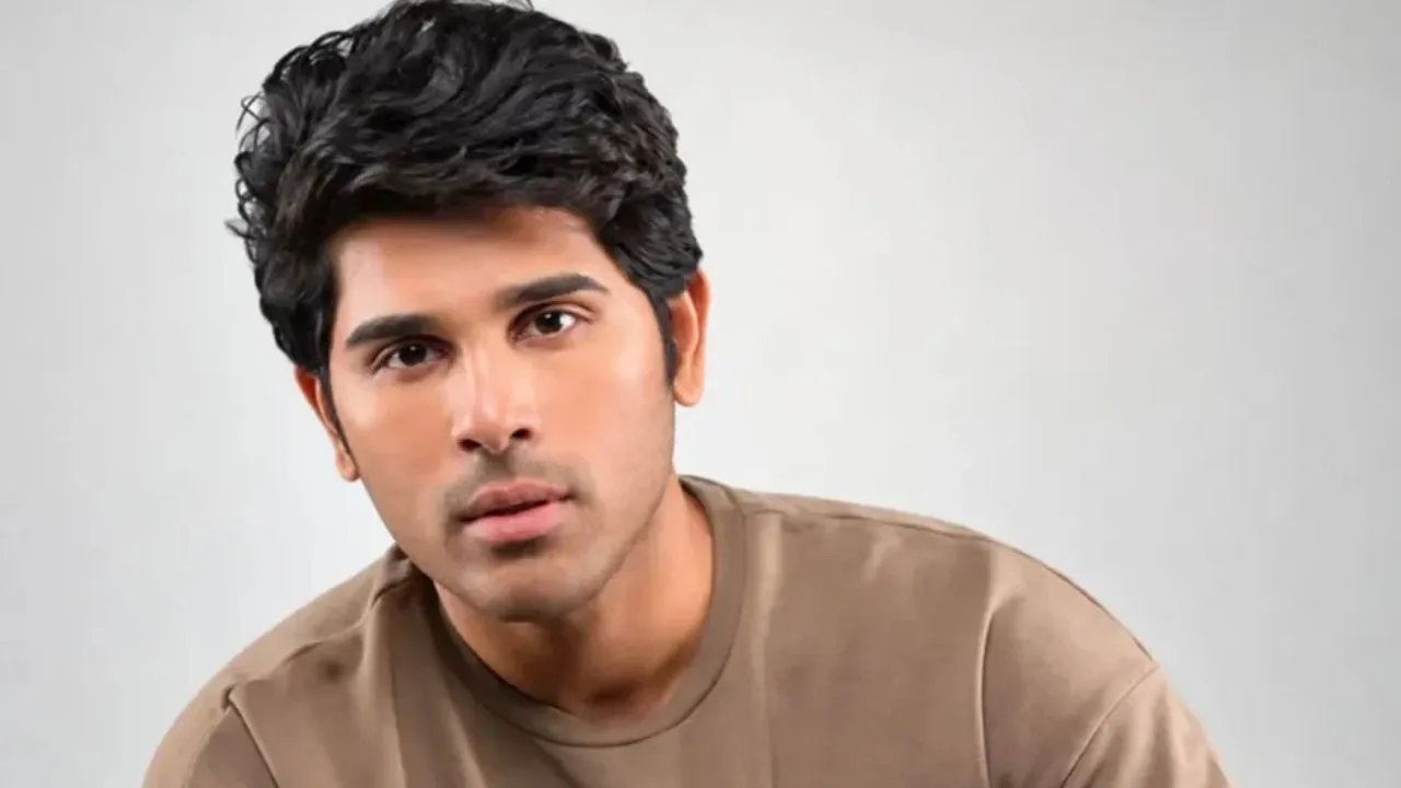 Allu Sirish: ದೇವಸ್ಥಾನದಲ್ಲಿ ಭಾರಿ ಸೌಂಡ್: ದೂರು ನೀಡಿದ  ಅಲ್ಲು ಅರ್ಜುನ್ ಸಹೋದರ