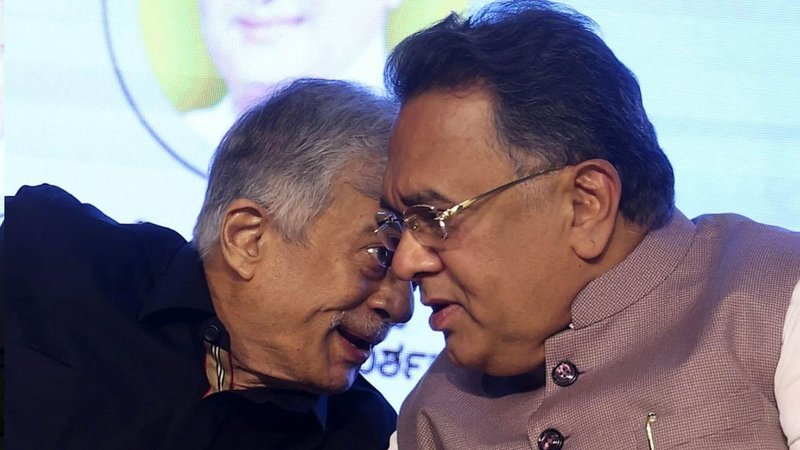 Ananth Nag, Vishweshwar Bhat