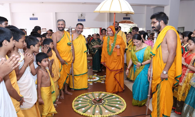 ಶಿಸ್ತಿನ ಜೀವನವೇ ಆರೋಗ್ಯಯುತ ಪ್ರಗತಿಗೆ ದಾರಿ: ರಾಮಚಂದ್ರಾಪುರ ಶ್ರೀ