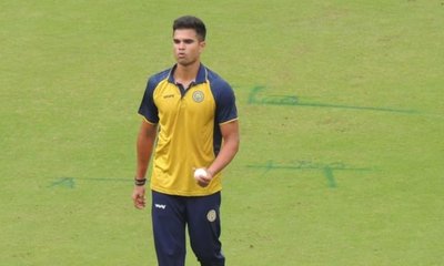 SMAT: ಚಂಡೀಗಢ ವಿರುದ್ಧ 3 ವಿಕೆಟ್‌ ಕಿತ್ತ ಮರಿ ತೆಂಡೂಲ್ಕರ್‌!