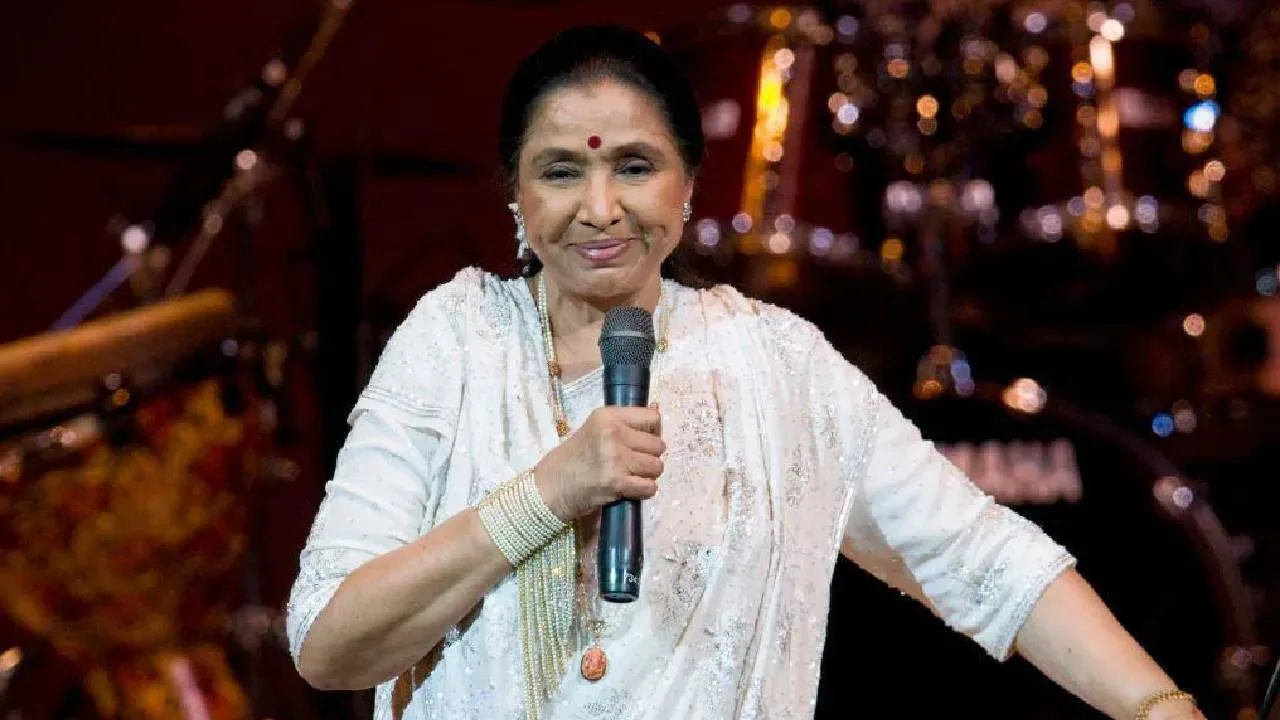 ಸಂಗೀತ ಲೋಕದ ದಿಗ್ಗಜೆ ಆಶಾ ಭೋಸ್ಲೆ ವೈಯಕ್ತಿಕ ಜೀವನದ  ಹಿಂದಿದೆ ರೋಚಕ ಕಥೆ! - Image 2