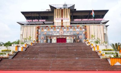 ಅಧಿವೇಶನದಿಂದ ಅಮಾನತುಗೊಂಡ ಕಾಂಗ್ರೆಸ್‌  ಶಾಸಕ!