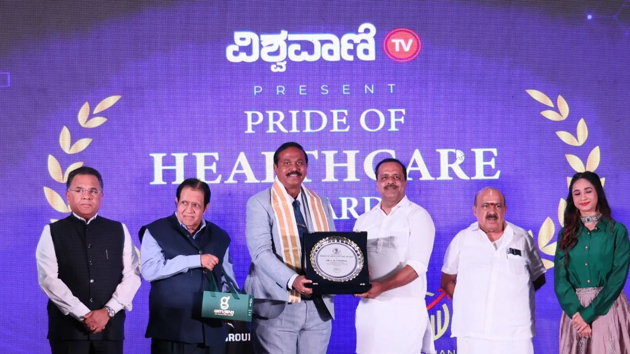 ರಾಜ್ಯದ ಸಾಧಕ ವೈದ್ಯರಿಗೆ ವಿಶ್ವವಾಣಿ ಟಿವಿಯ ‘ಪ್ರೈಡ್ ಆಫ್ ಹೆಲ್ತ್‌ಕೇರ್ʼ ಅವಾರ್ಡ್; Photo Gallery ಇಲ್ಲಿದೆ - Image 6