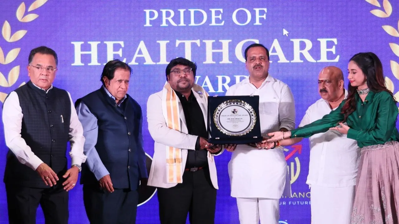 ರಾಜ್ಯದ ಸಾಧಕ ವೈದ್ಯರಿಗೆ ವಿಶ್ವವಾಣಿ ಟಿವಿಯ ‘ಪ್ರೈಡ್ ಆಫ್ ಹೆಲ್ತ್‌ಕೇರ್ʼ ಅವಾರ್ಡ್; Photo Gallery ಇಲ್ಲಿದೆ - Image 8