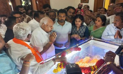 ಬಿ.ಸಿ. ನಾಗೇಶ್ ನಿಧನ ಅಂತಿಮ ದರ್ಶನ ಪಡೆದ ಮಾಜಿ ಸಿಎಂ ಬಿಎಸ್‌ವೈ