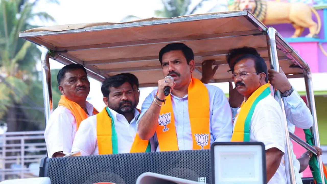 ಉಪ ಚುನಾವಣೆ; 2 ಕ್ಷೇತ್ರ ಕೈಜಾರುವ ಭೀತಿಯಿಂದ ಸಿಎಂಗೆ ನಿದ್ರೆ ಬರುತ್ತಿಲ್ಲ ಎಂದ ವಿಜಯೇಂದ್ರ