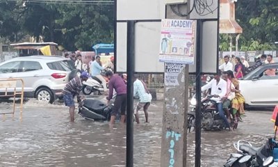 ಬಾಗೇಪಲ್ಲಿ ಪಟ್ಟಣದಲ್ಲಿ ಮಳೆಯಿಂದ ಭಾರಿ ಅವಾಂತರ; ಜನಜೀವನ ಅಸ್ತವ್ಯಸ್ತ